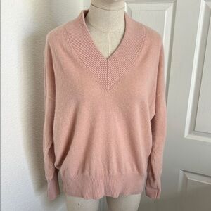 Minnie Rose Elegant Pink V-Neck Sweater